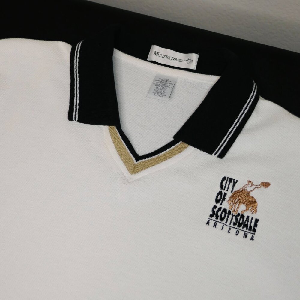 NWOT | Vintage City of Scottsdale Arizona V Neck Polo